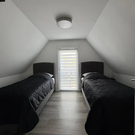 Apartment Lounge 004